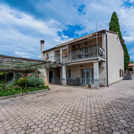 Apartman Ana Pula